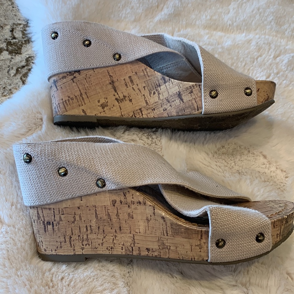 Esprit sandals